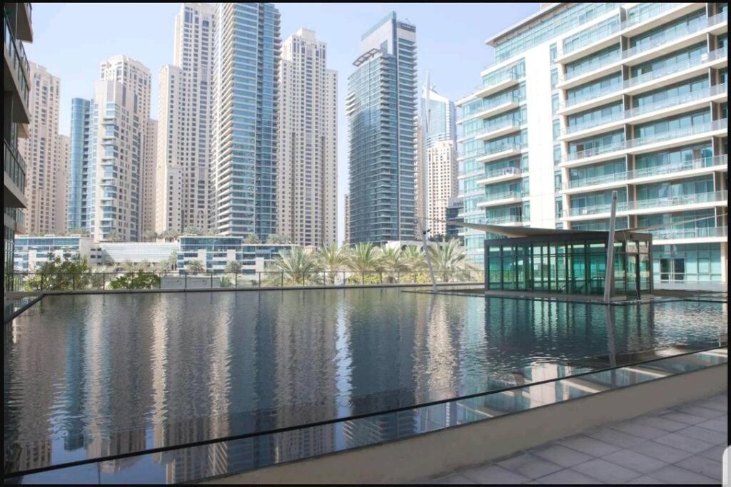 Dubai Marina 1 Bedroom Apt. Walking Distance Jbr. Eksteriør billede